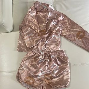 Sleep Wrld Silk Set